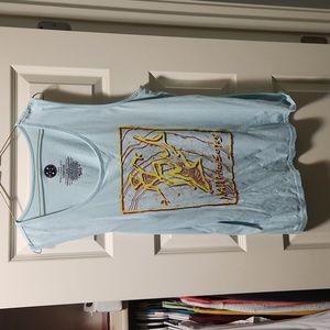 XL Maui and Sons tank top